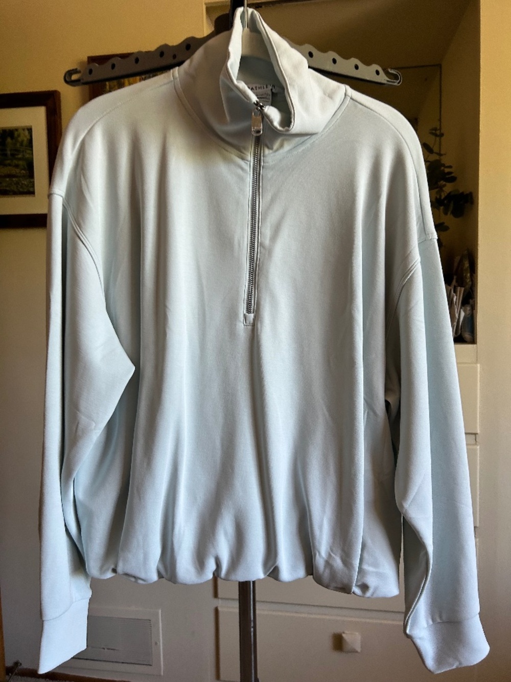 Athlete Seasoft Pullover Sweatshirt in Icy Mint
